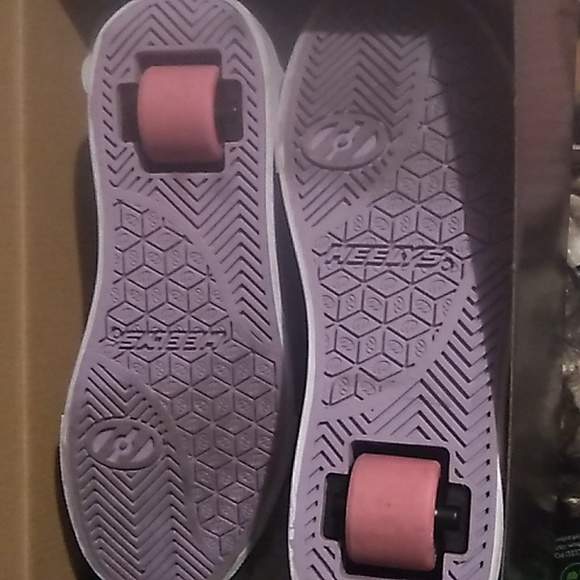 Heelys - Picture 2 of 5